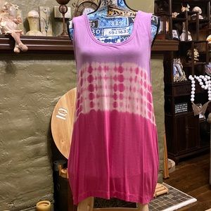 a.n.a. tie dye split back tank in brilliant fuchsia